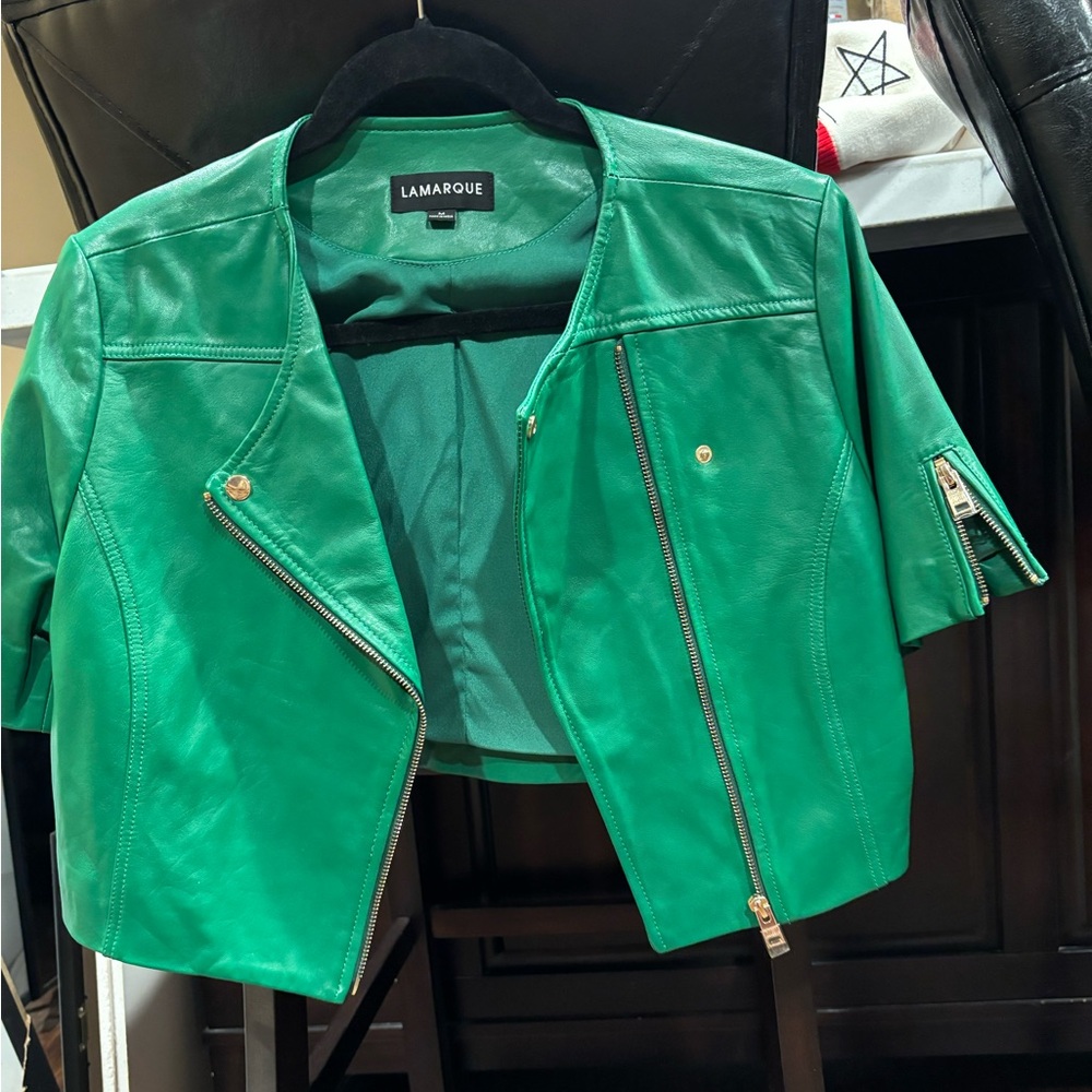 LaMarque cropped leather jacket in gorgeous green size medium